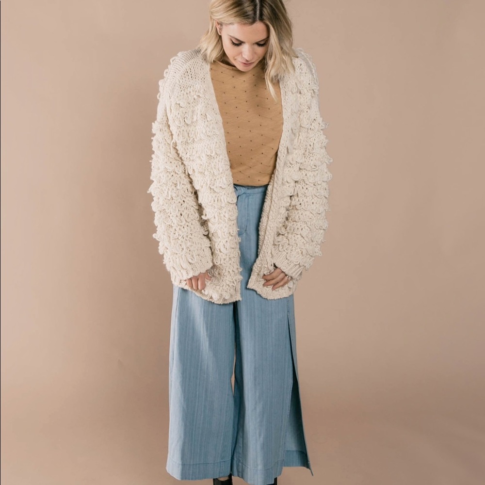 NWT Rylee + Cru women’s cream cardigan. Size M.